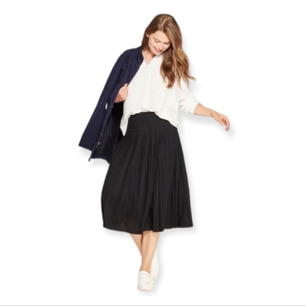 A New Day Black Pleated Jersey Knit Midi Skirt